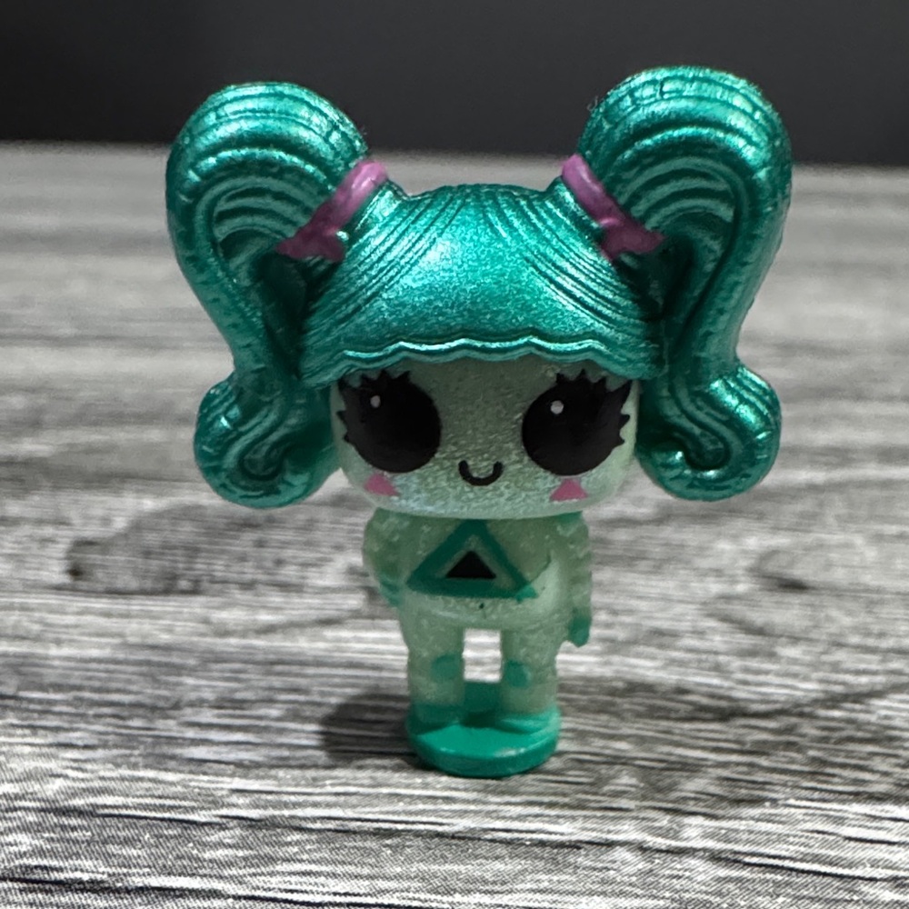 L.O.L. Surprise! | Tiny Toys Series 1: R.R.R. 3000 - Collectible Mini Figure